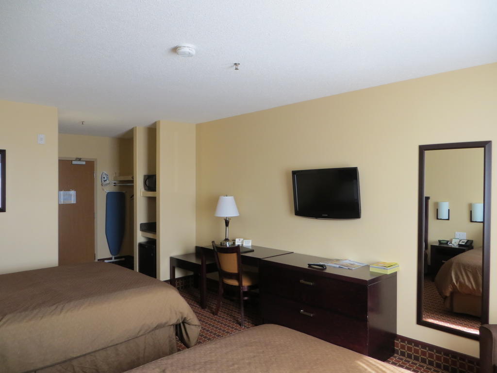 Poplar Tree Inn Stoughton Quarto foto