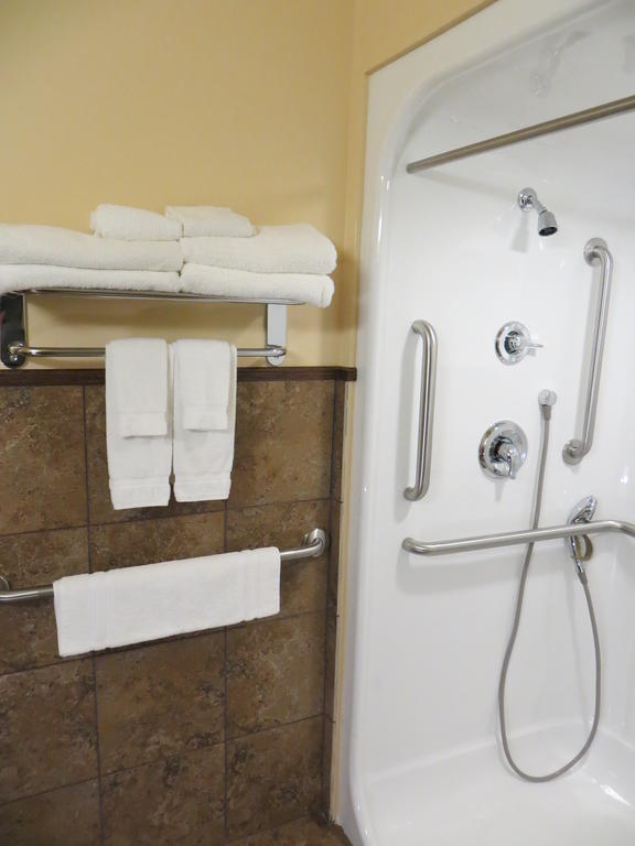 Poplar Tree Inn Stoughton Quarto foto